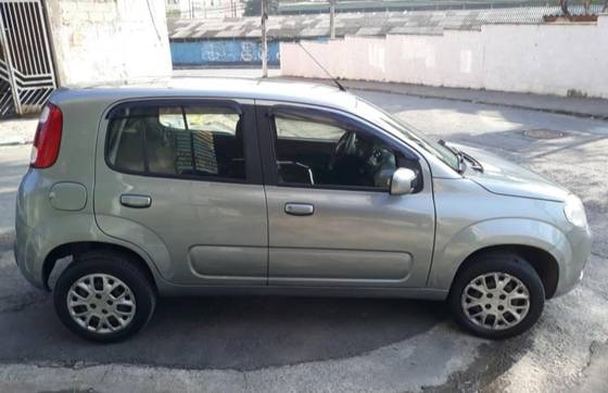 FIAT UNO 1.0 EVO VIVACE 8V FLEX 4P MANUAL